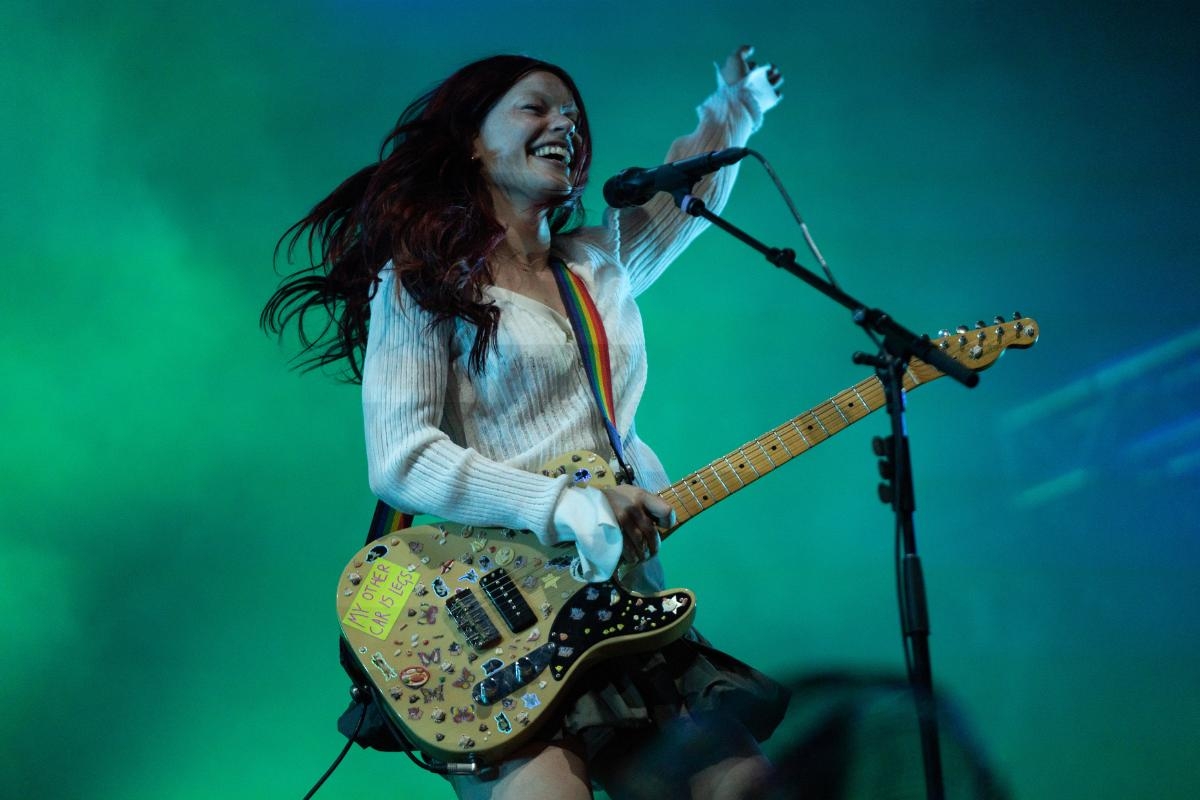 Isle of Wight's Wet Leg tease new music with social media snippet