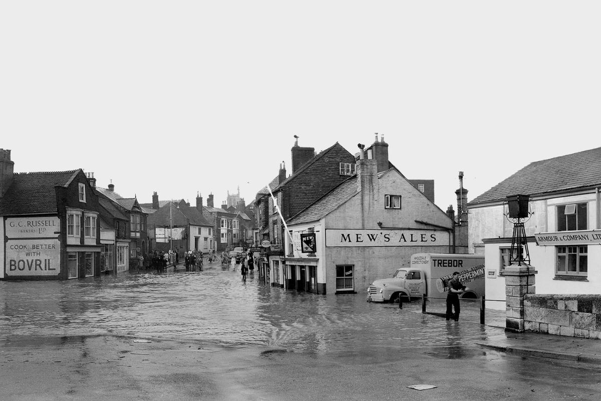 Remembering the floods in Newport in 1960