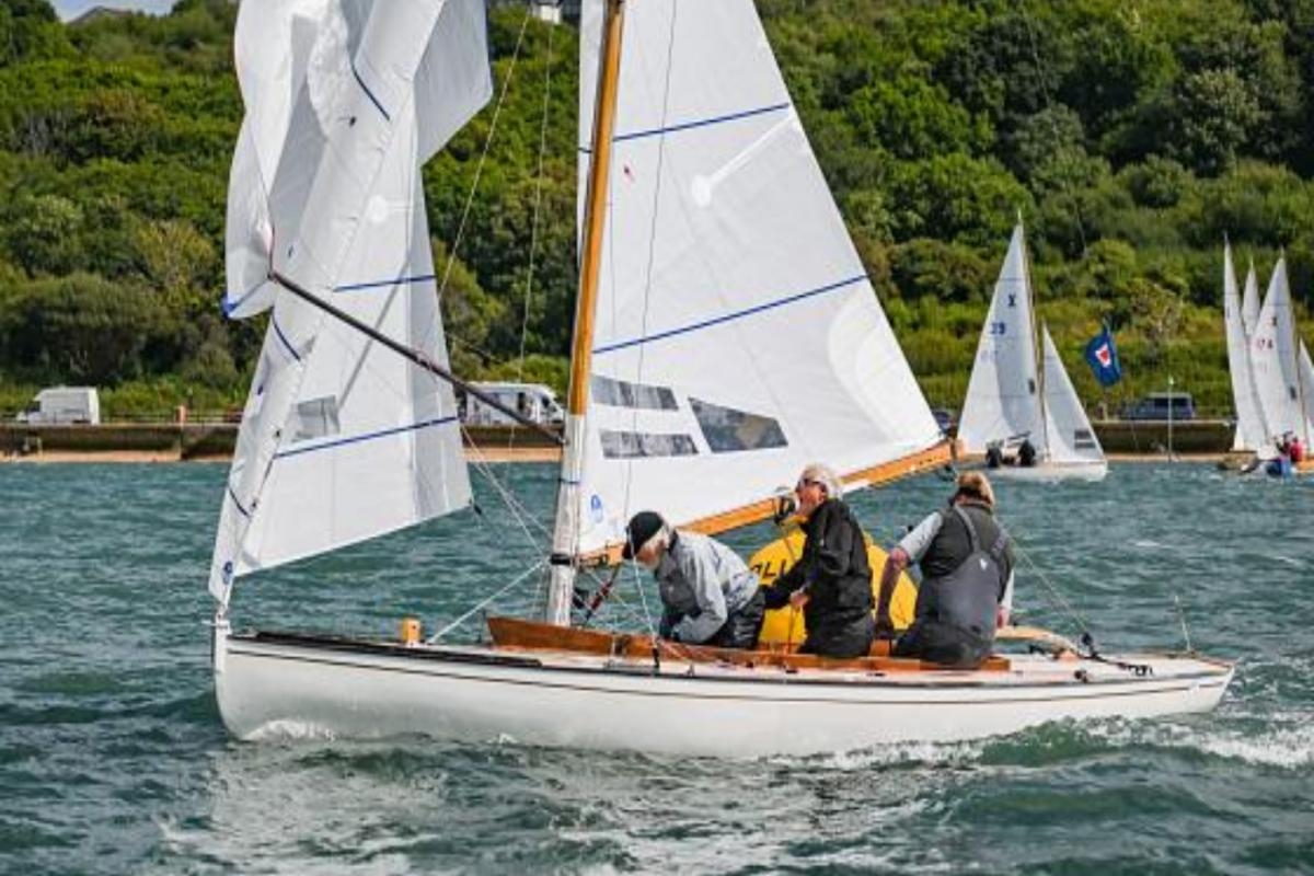 Final-race drama and clear skies wrap up Cowes Week in style