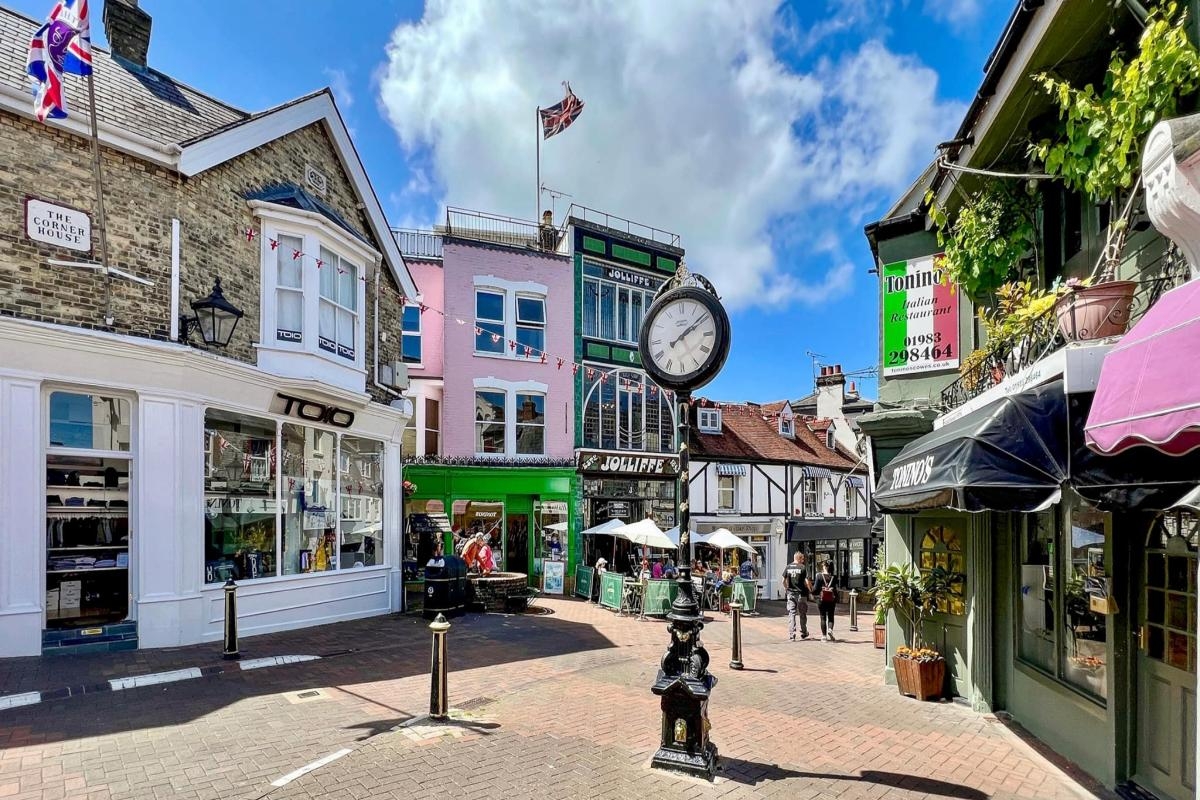 Popular Bank Holiday festival returns next month with packed programme
