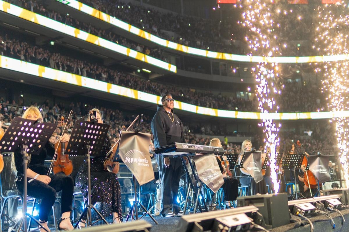 Island orchestra soundtracks Chris Eubank Jr's ringwalk at Tottenham Hotspur Stadium