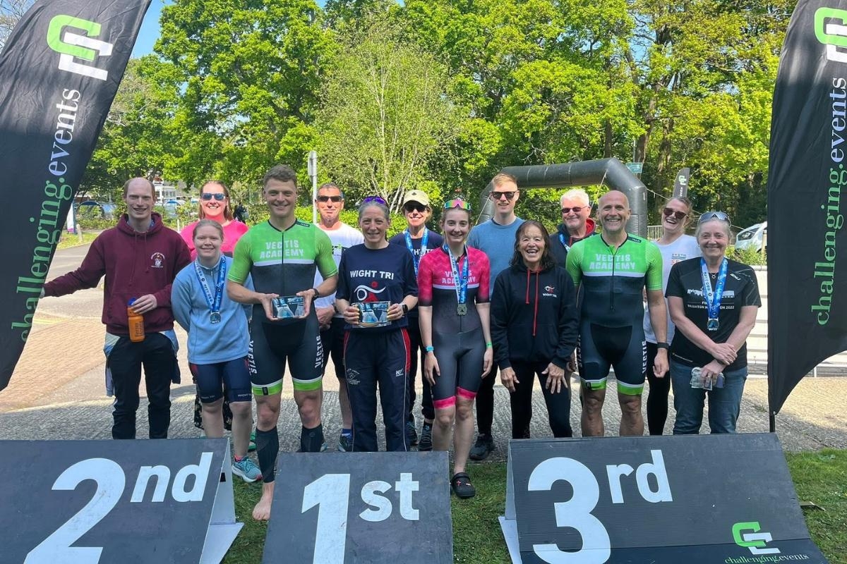 Isle of Wight triathletes make their mark in Applemore Fast Twitch Triathlon