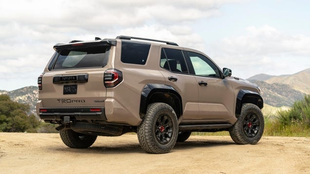 Toyota Won't Build A Manual 4Runner Because There's No Demand For It