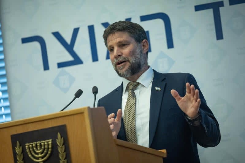 Smotrich confirms plan to allocate funds toward emergency Gaza aid efforts, shifting gears