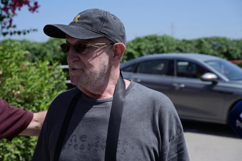 Israeli music legend Efraim Shamir brought in for police questioning