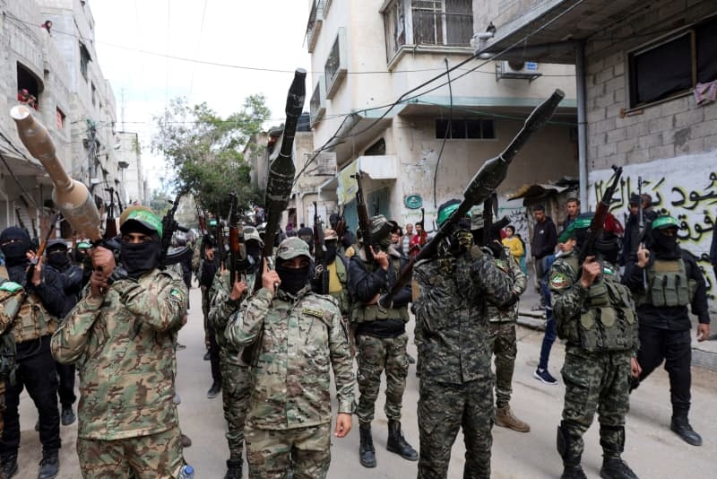 Hamas says it will not agree to an interim truce if latest round of talks fail