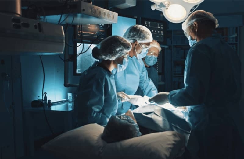 Surgeon instructs teenage patient to perform 'heil Hitler salute,' recording reveals
