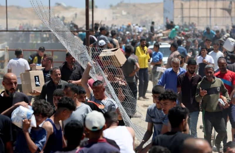 GHF aid threatens Hamas control in Gaza, UN trying to undermine efforts, IDF sources say
