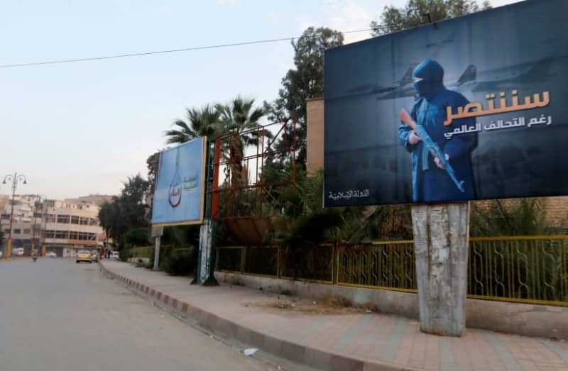 Islamic States claims its first attacks on new Syrian gov't as bombs allegedly kill soldiers