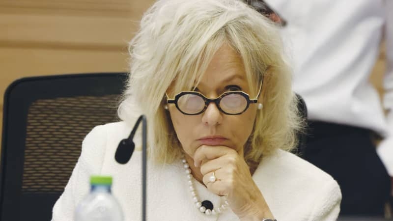 'Absurdity' of A-G's opposition must be terminated, Israeli gov't tells High Court