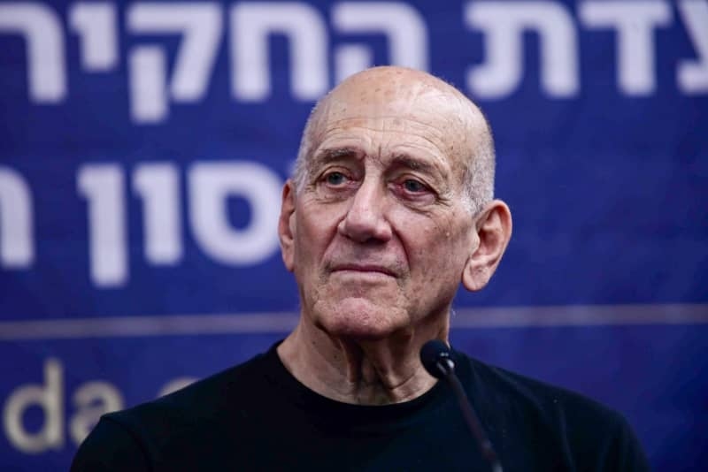 Former PM Ehud Olmert calls Katz's humanitarian city plan a 'concentration camp'
