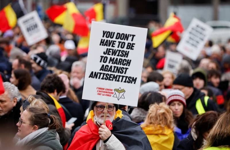 Dozens of MKs across the aisle sign letter of support for Jewish diaspora communities
