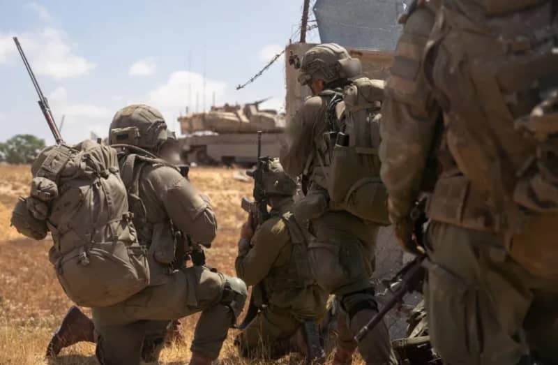 Kfir Brigade destroys booby-trapped Gaza building with drone technology