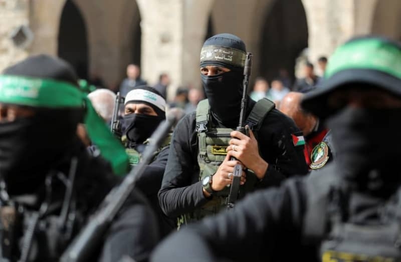 Is arming Gazan militias and clans an effective tactic?