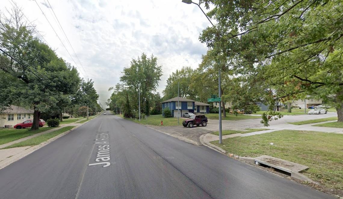 Police investigating shooting that left two men dead in south Kansas City