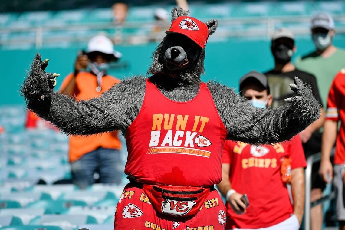 Superfan ‘ChiefsAholic' sentenced to prison in Oklahoma for robberies