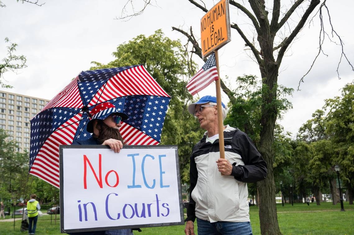 KC protesters decry ICE targeting undocumented immigrants who appear in court