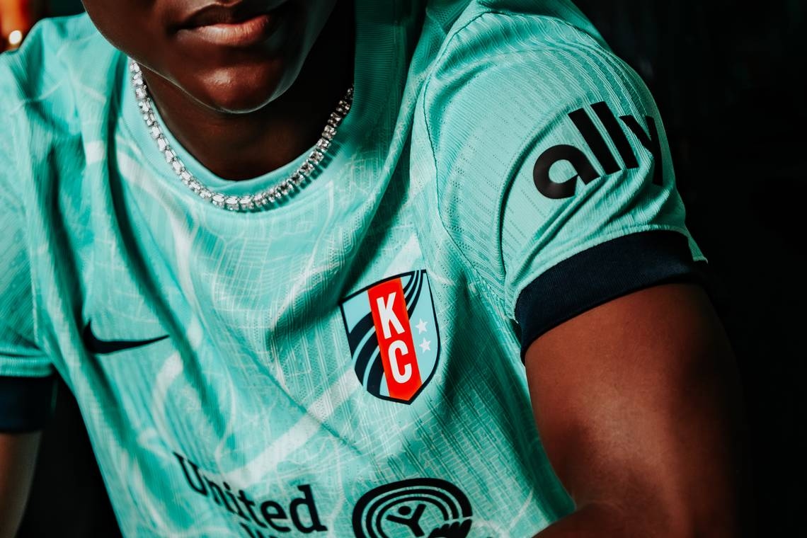KC Current unveils new kits for 2025. They're teal — and feature a map of Kansas City