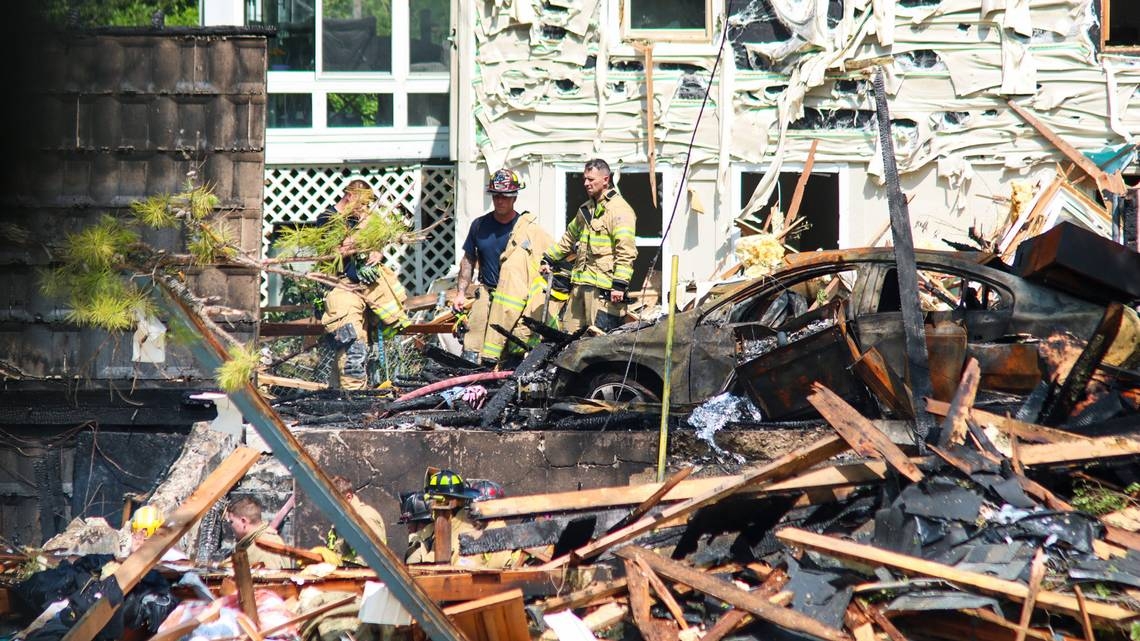 1 dead in Gladstone explosion that destroyed house, damaged others. What we know