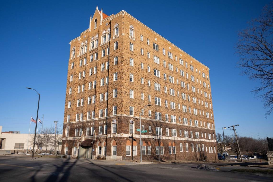 Tenants live in squalor as historic KC building awaits city-backed renovation