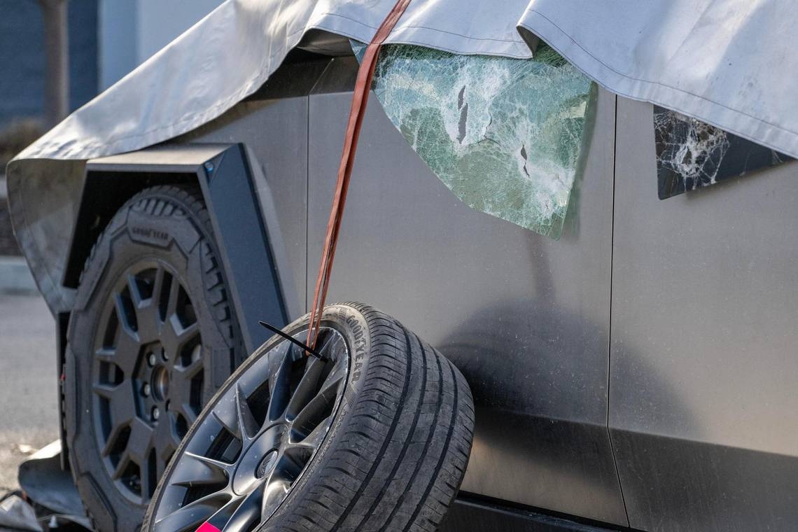 Parkville teen enters not guilty plea in burning of Kansas City Tesla trucks