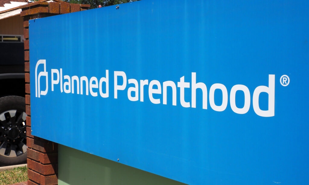 Kansas abortion clinics saw sizable majority of clients from out of state in 2024