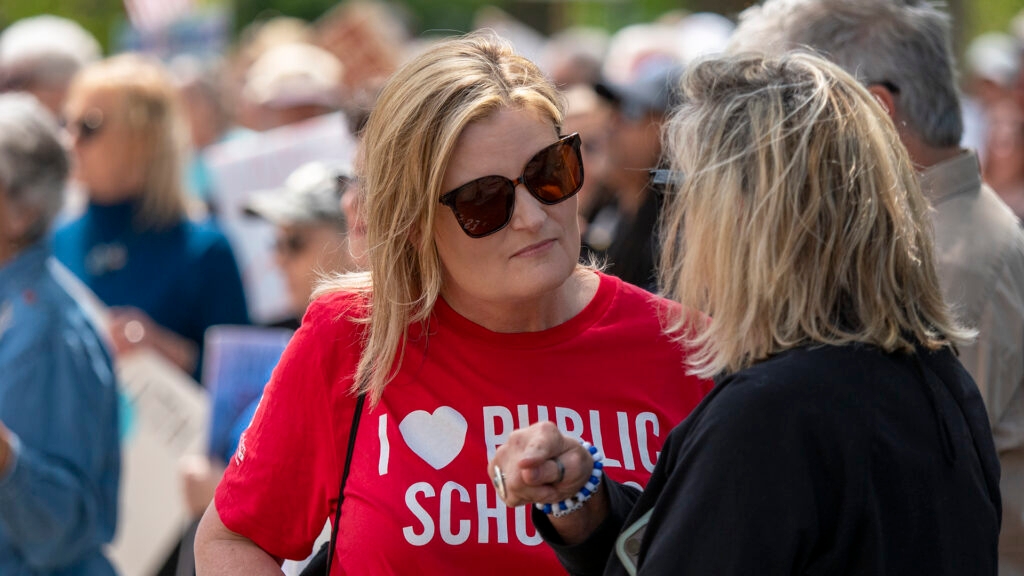 Kansas Democrat sees ‘awakening' in suppressed public comments that criticize DOGE and COGE