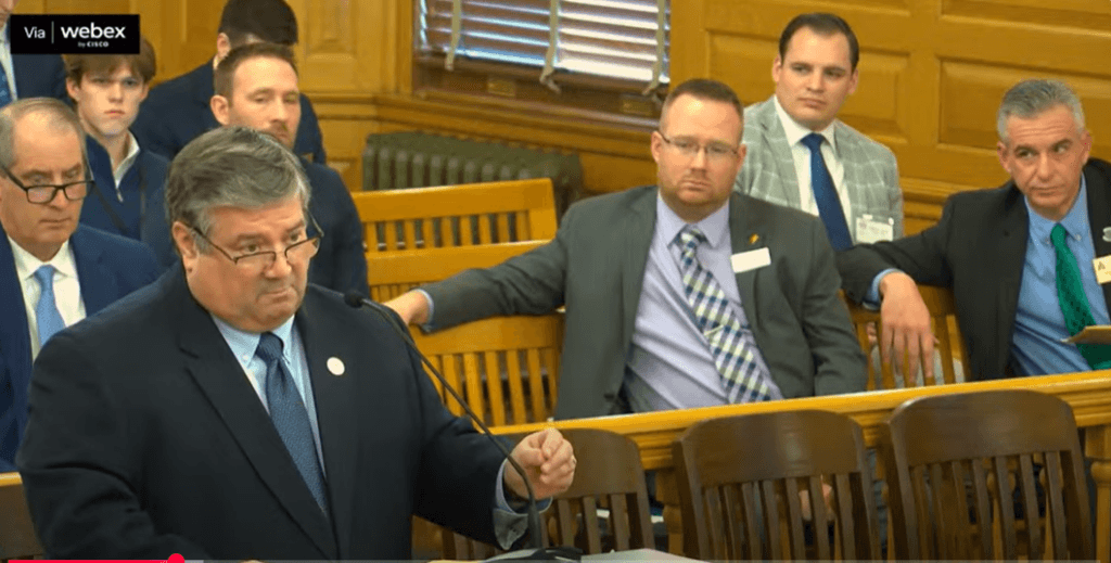 Kansas corn, sorghum farmers and ethanol refiners want $5 million tax break to aid E15 sales
