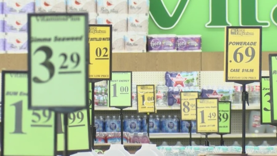 Shoppers in central Arkansas stock up on groceries ahead of wintry weather this week