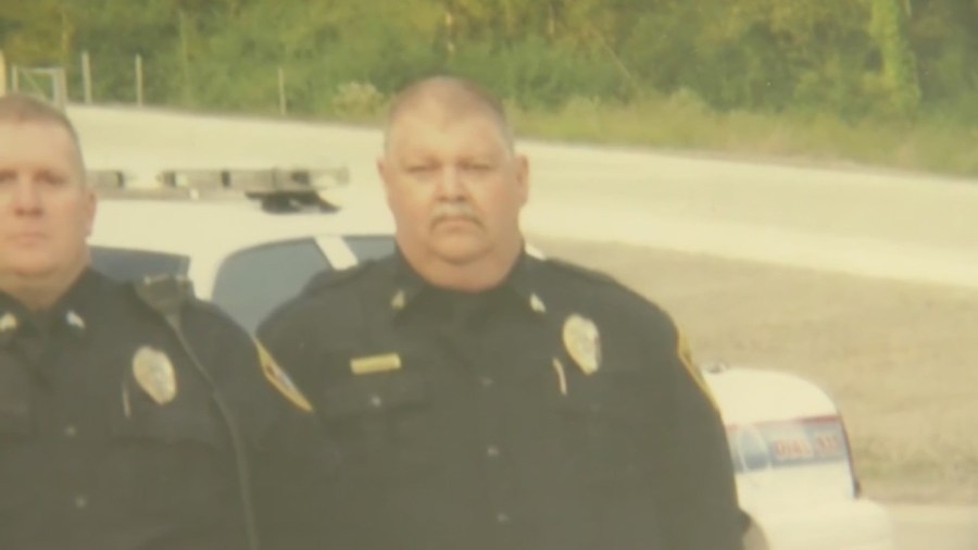 Vilonia community mourning loss of police lieutenant