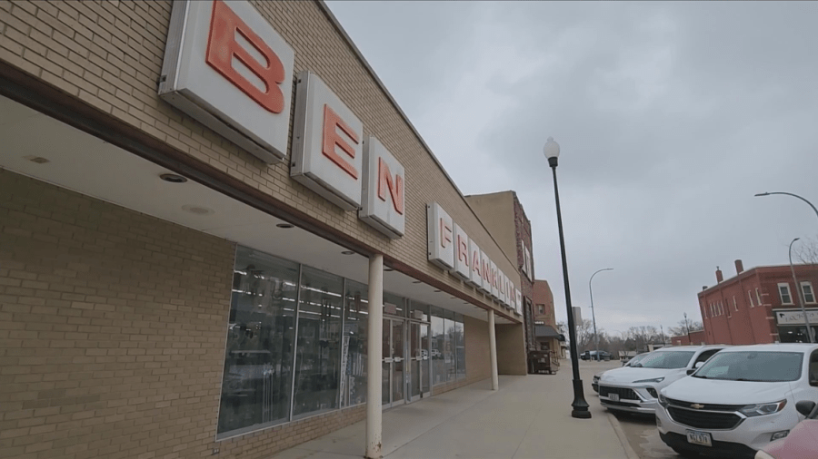 Last Iowa Ben Franklin store found in Sheldon