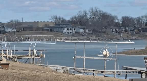 Bill to help clean up McCook Lake dies in committee