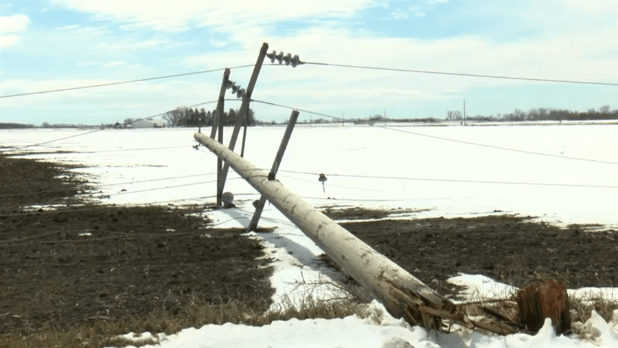 Iowa Gov. Reynolds requests federal aid for 4 northwest Iowa counties affected by March blizzard