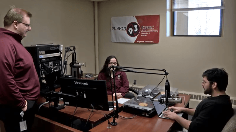 Morningside University Campus Radio Station participates in Vinylthon