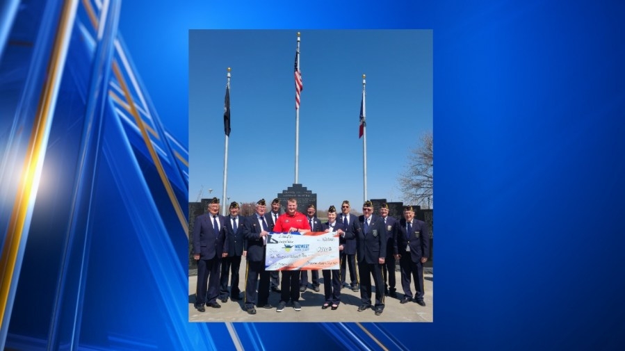 Midwest Honor Flights receives $2K donation for Mission 26 trip
