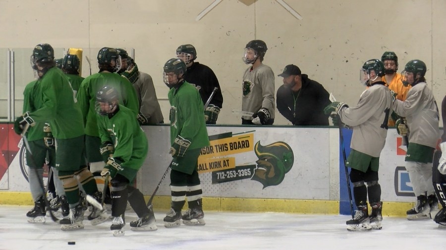 Sioux City Metros look for back-to-back titles as they prepare for USA Hockey National Tournament
