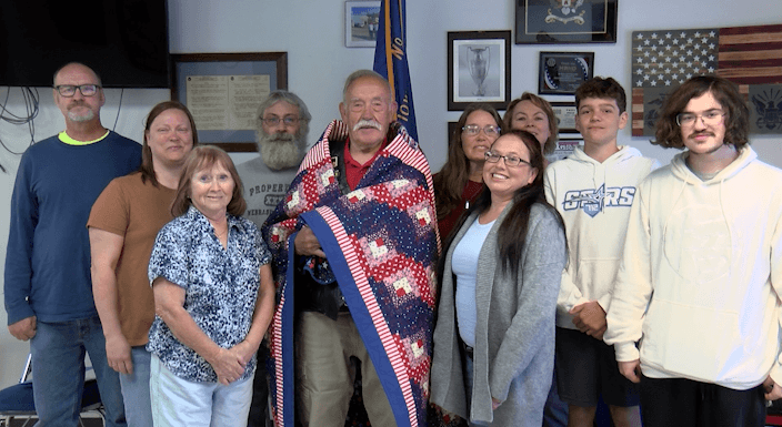 Sioux City man receives ‘Quilt of Valor' for service in Vietnam War