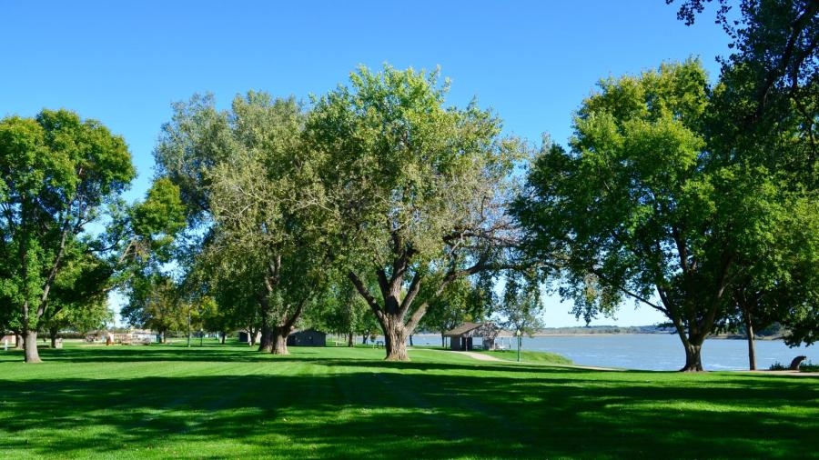 Volunteers wanted for Missouri River cleanup at Yankton shoreline
