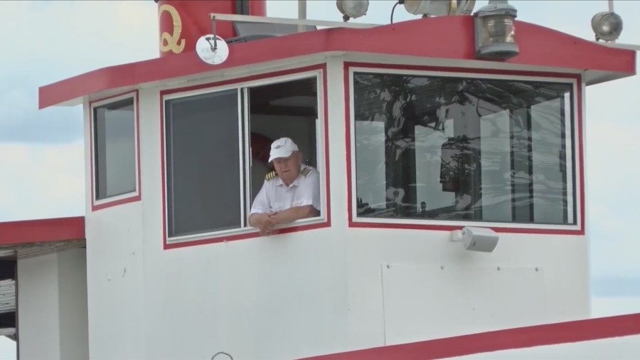 Meet the man who's captained Arnold Park's Queen II for 25 years
