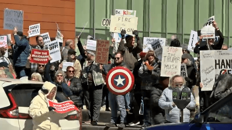 Dozens of people show up for the 'Remove, Reverse, Reclaim Rally' in Sioux City