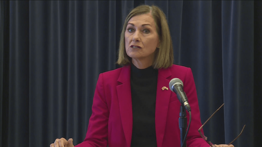 Iowans react to Gov. Reynolds' veto