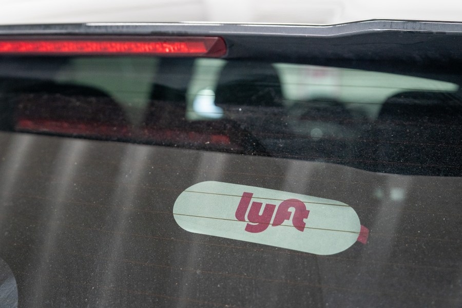 Man impersonating rideshare driver charged with unlawful sexual contact of Colorado legislator