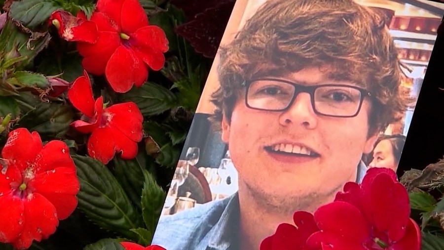 Failure to intervene charges dropped for 3 officers in Christian Glass death