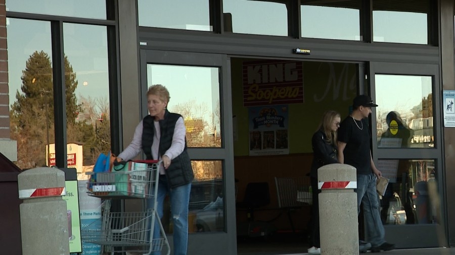To shop or not to shop: Customers consider King Soopers strike