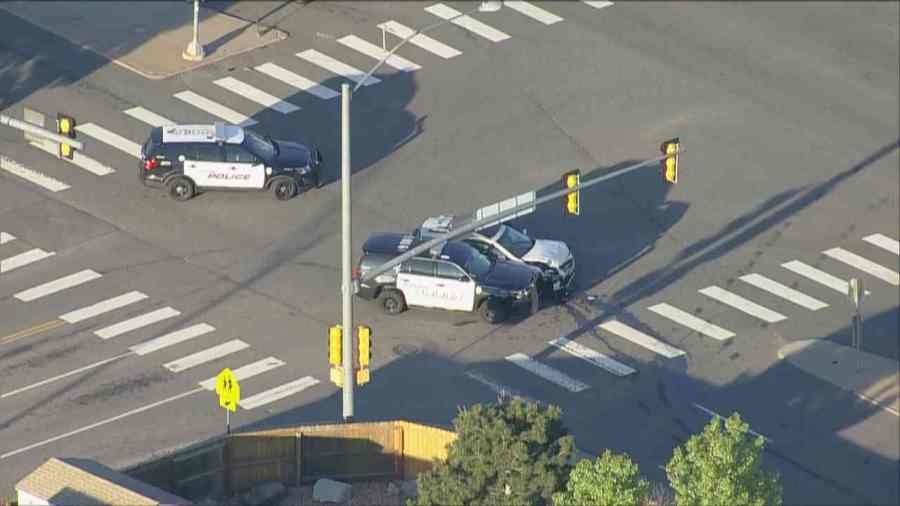 Suspects in stolen truck escape after police chase in Aurora