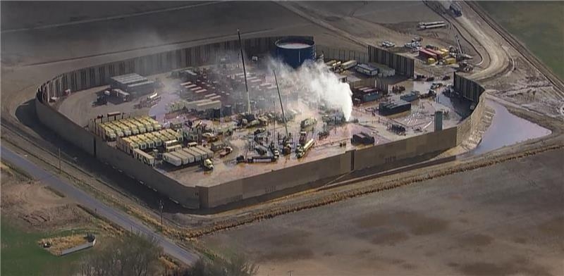 Oil and gas well northeast of Greeley still releasing; containment, evacuations ongoing