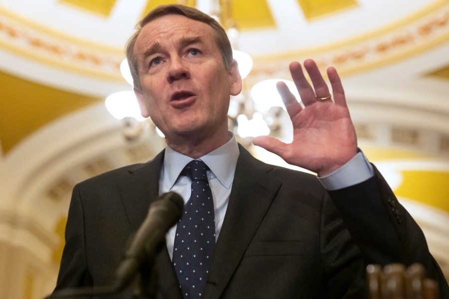 Sen. Michael Bennet launches gubernatorial bid