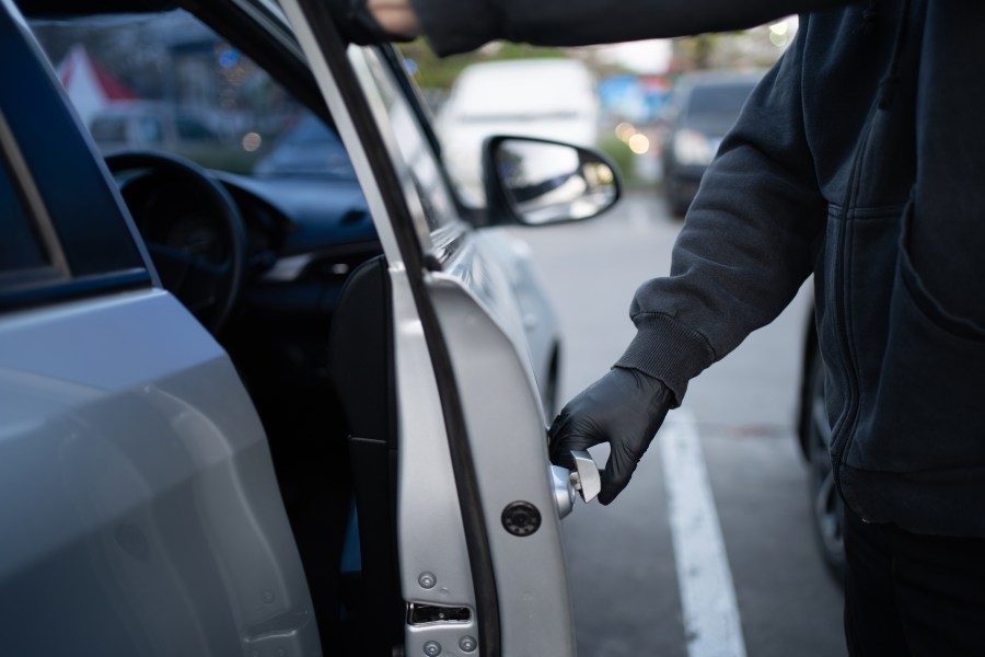 Arvada police to give away GPS trackers for auto theft recovery