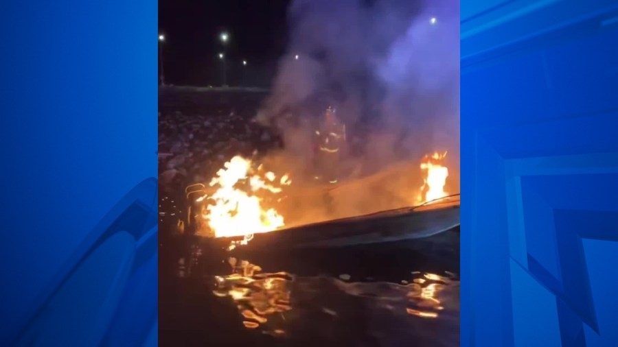 Video: Officials investigating late night boat fire at Chatfield State Park