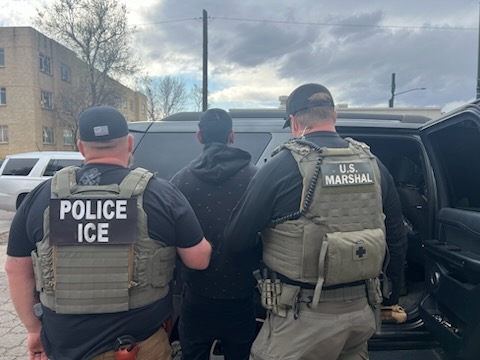2nd detainee who escaped ICE facility in Aurora arrested: US Marshals Service